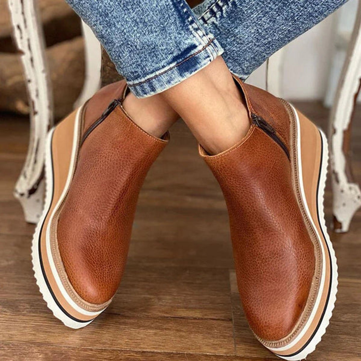 Bottines Femme Compensées à Plateforme – Simili Cuir & Zip Latéral