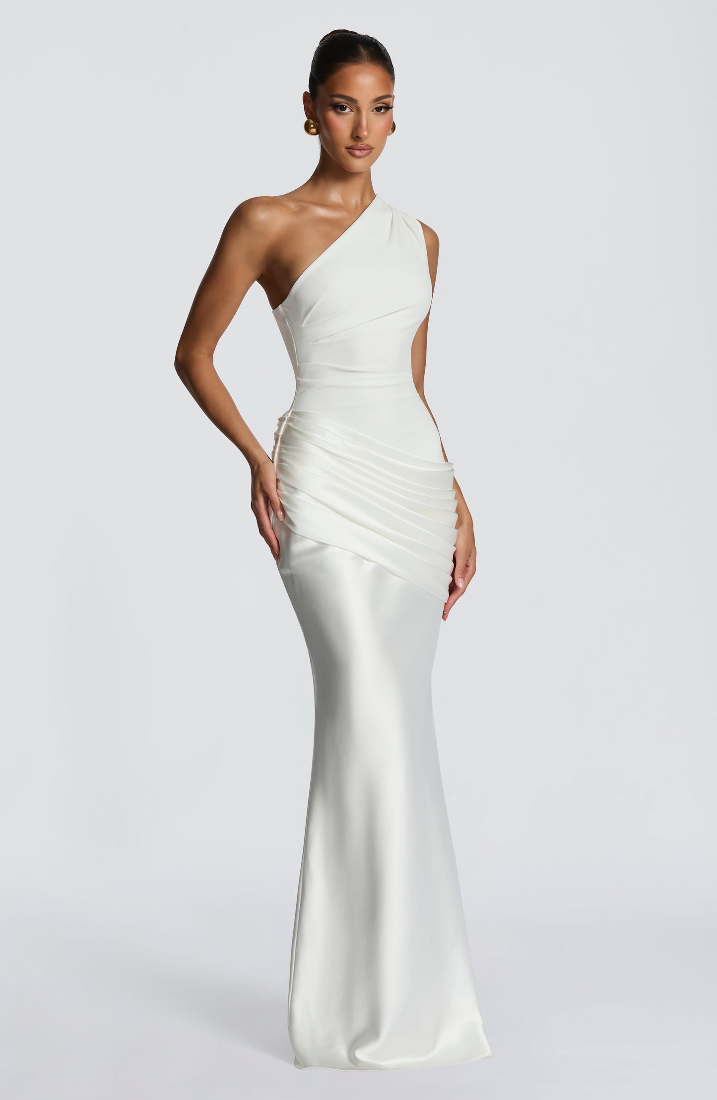 Koriora | Robe longue asymétrique Abbey