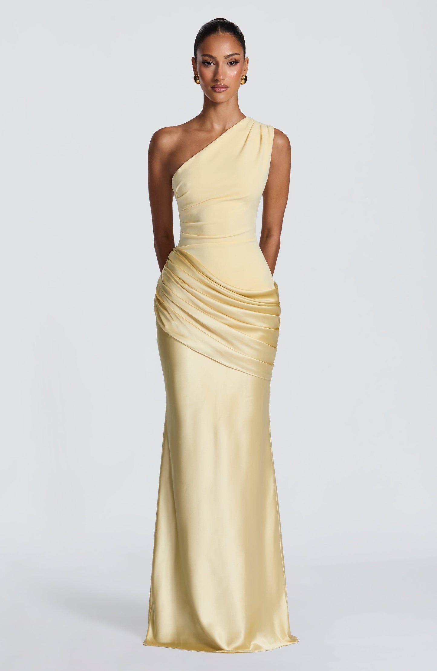 Koriora | Robe longue asymétrique Abbey