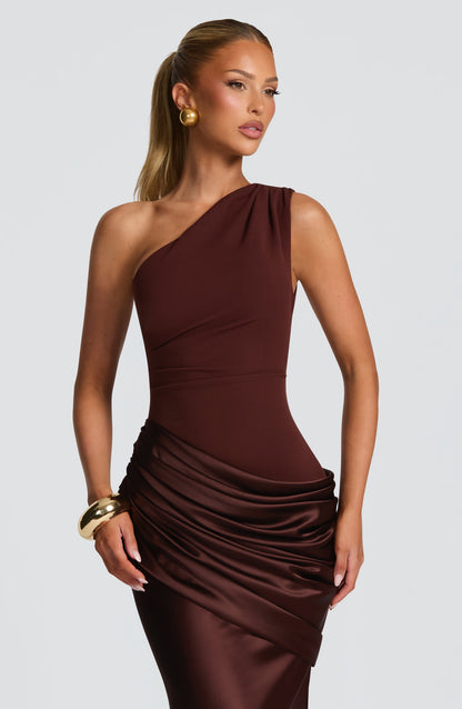 Koriora | Robe longue asymétrique Abbey