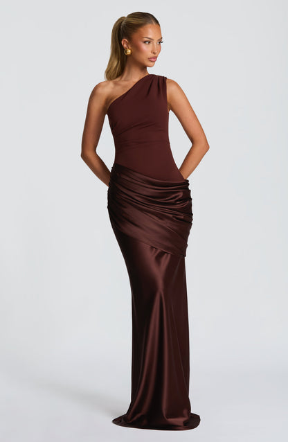 Koriora | Robe longue asymétrique Abbey
