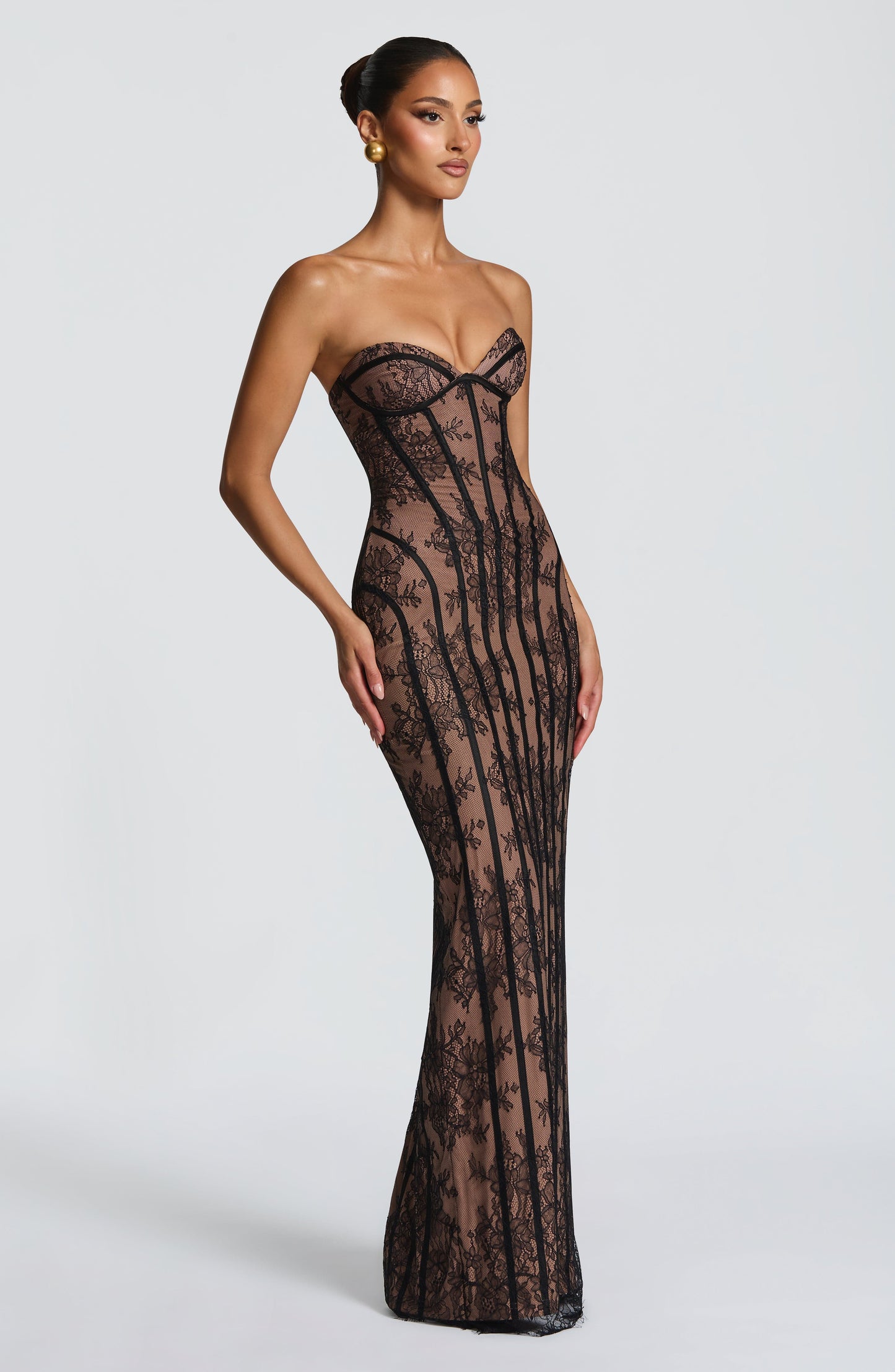 Koriora | Robe Maxi Mina — Corset Dentelle & Colonne Élégante Dos Lacé