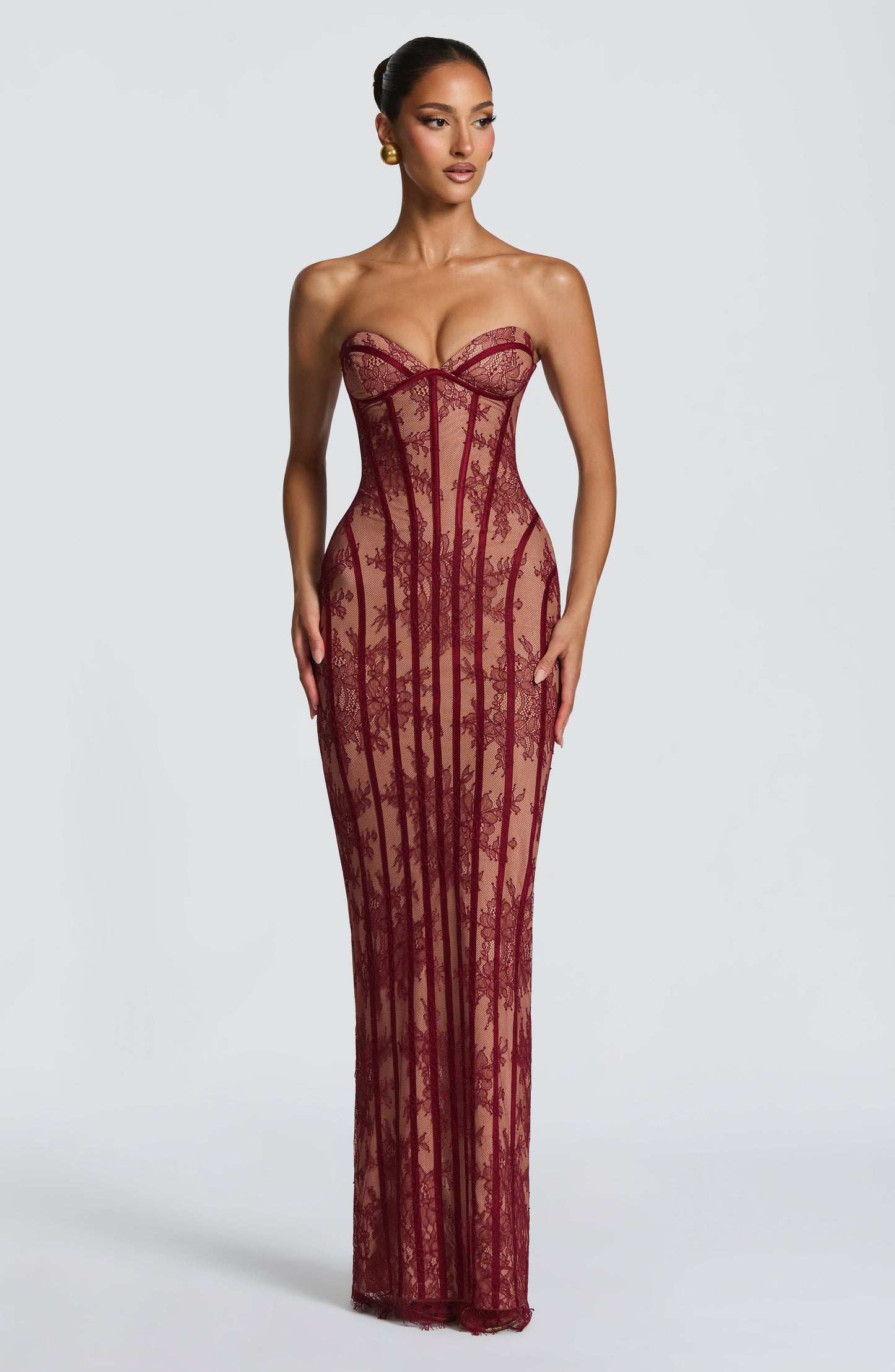 Koriora | Robe Maxi Mina — Corset Dentelle & Colonne Élégante Dos Lacé