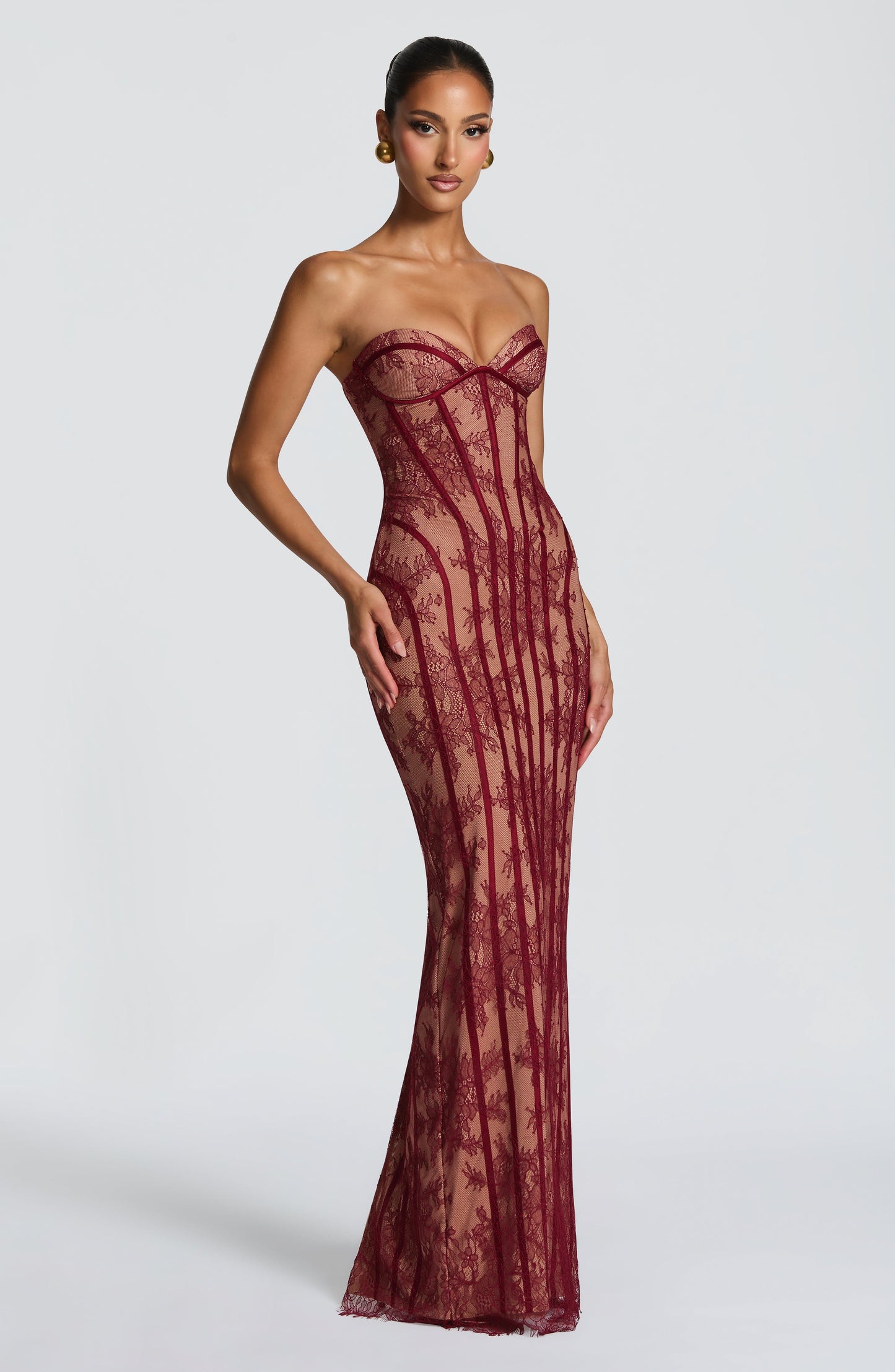 Koriora | Robe Maxi Mina — Corset Dentelle & Colonne Élégante Dos Lacé