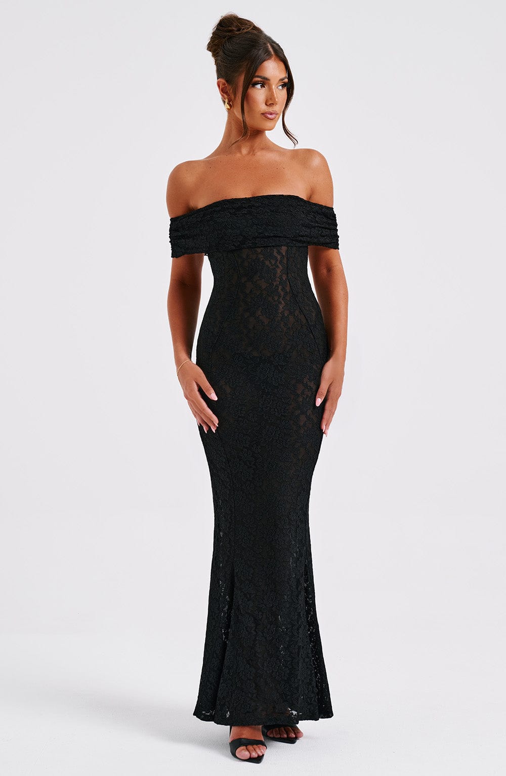Koriora | Jazlyn Robe Maxi