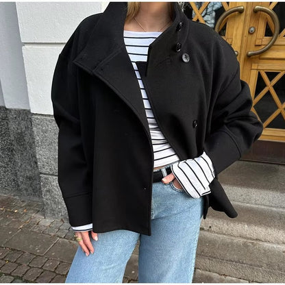 Veste Femme Courte Oversize à Col Montant  Boutonnée & Coupe Ample